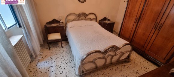 Apartamento de 4 dormitorios en Puertollano, Spain No. 139900 16