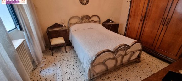 Apartamento de 4 dormitorios en Puertollano, Spain No. 139900 15