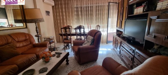 Apartamento de 4 dormitorios en Puertollano, Spain No. 139900 25