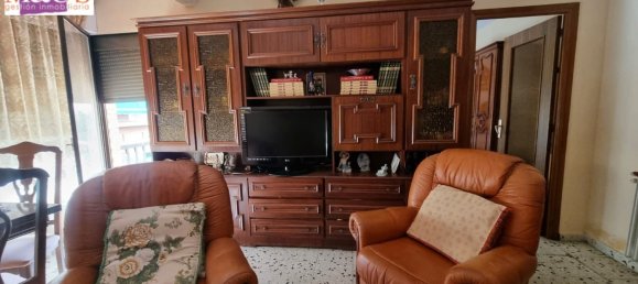 Apartamento de 4 dormitorios en Puertollano, Spain No. 139900 2