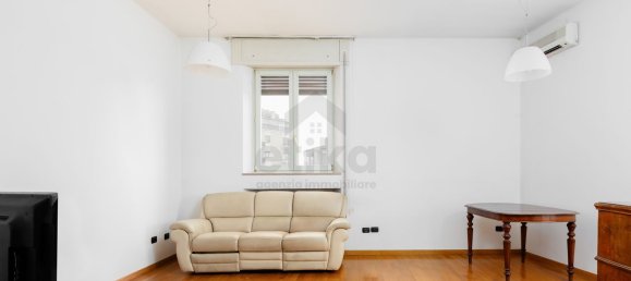 3 bedrooms Penthouse in Treviso, Italy No. 332581 5