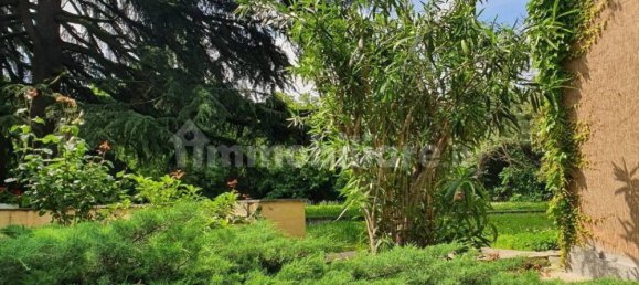 3 rooms Apartment in Milan, Italy No. 374060 21