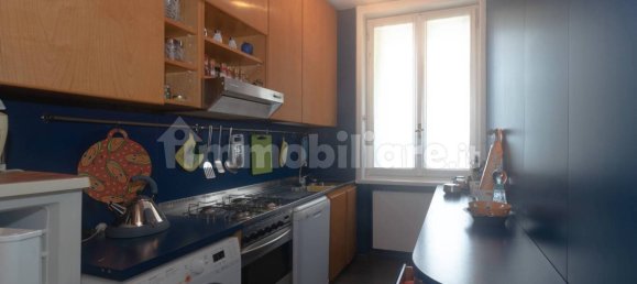 3 rooms Apartment in Milan, Italy No. 374060 11