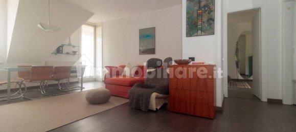 3 rooms Apartment in Milan, Italy No. 374060 7