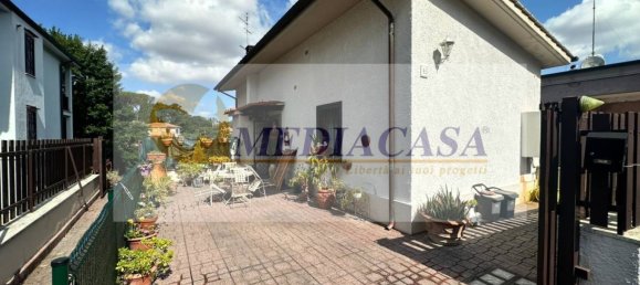 1 bedroom Apartment in Rome, Italy No. 261907 2