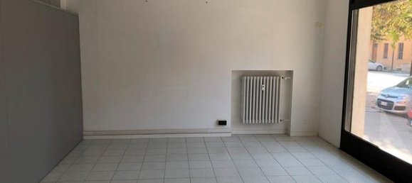3 rooms Commercial property in Asola, Italy No. 296219 2
