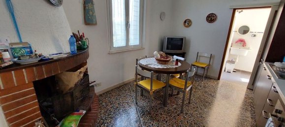 5-Zimmer Haus in Rosignano Marittimo, Italy, Nr. 77092 12