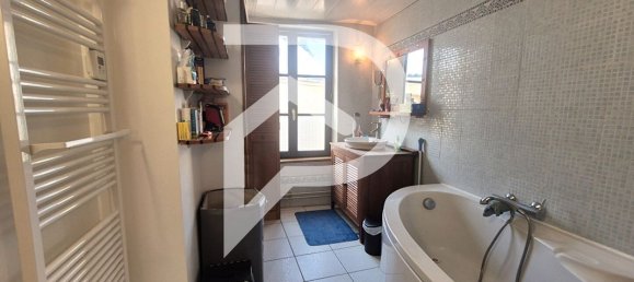 Casa de 2 dormitorios en Saint-Mard, France No. 170555 10