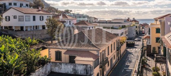 4 bedrooms House in Funchal, Portugal No. 139979 2