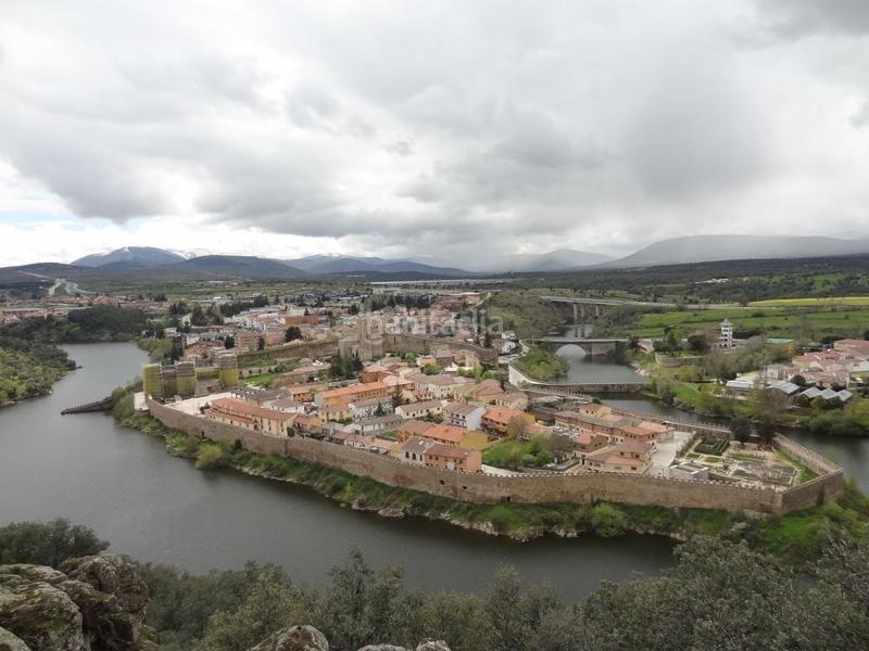 585m² Hotel in Madrid, Spain No. 229764