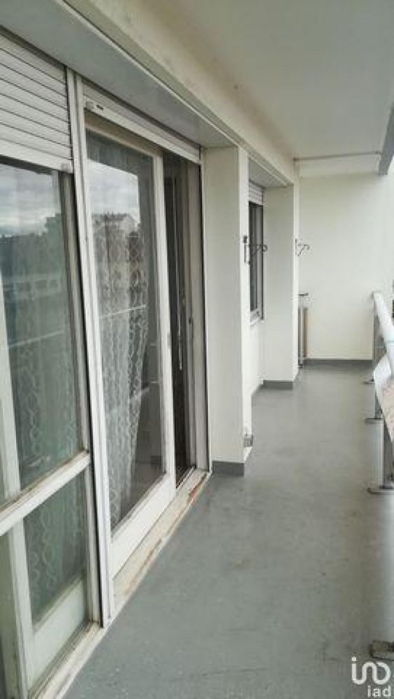 شقة 2 غرف نوم  في Vichy, France رقم 9047