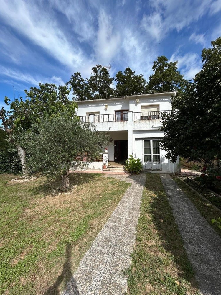 4 bedrooms House in Dosrius, Spain No. 238039