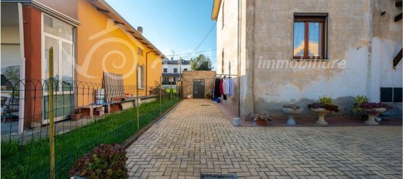 4-Zimmer Wohnung in San Secondo Parmense, Italy, Nr. 228069 5