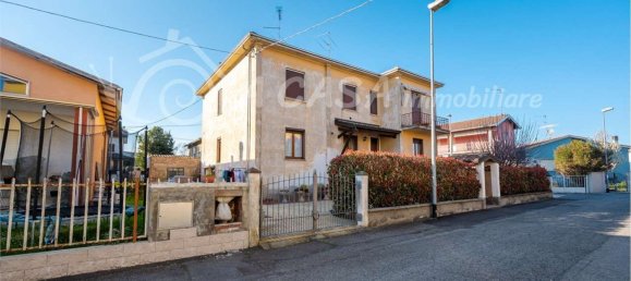 4-Zimmer Wohnung in San Secondo Parmense, Italy, Nr. 228069 3