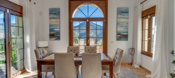 6 bedrooms House in Malaga, Spain No. 135184 11