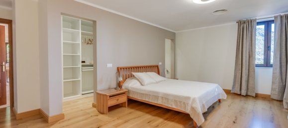 6 bedrooms House in Malaga, Spain No. 135184 3