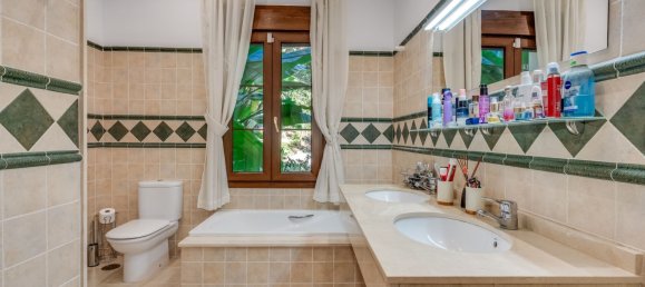 6 bedrooms House in Malaga, Spain No. 135184 18