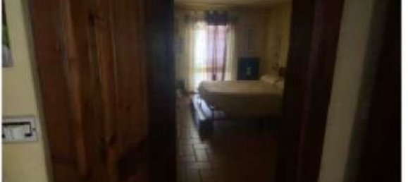 7 rooms Apartment in Melfi, Italy No. 100261 12