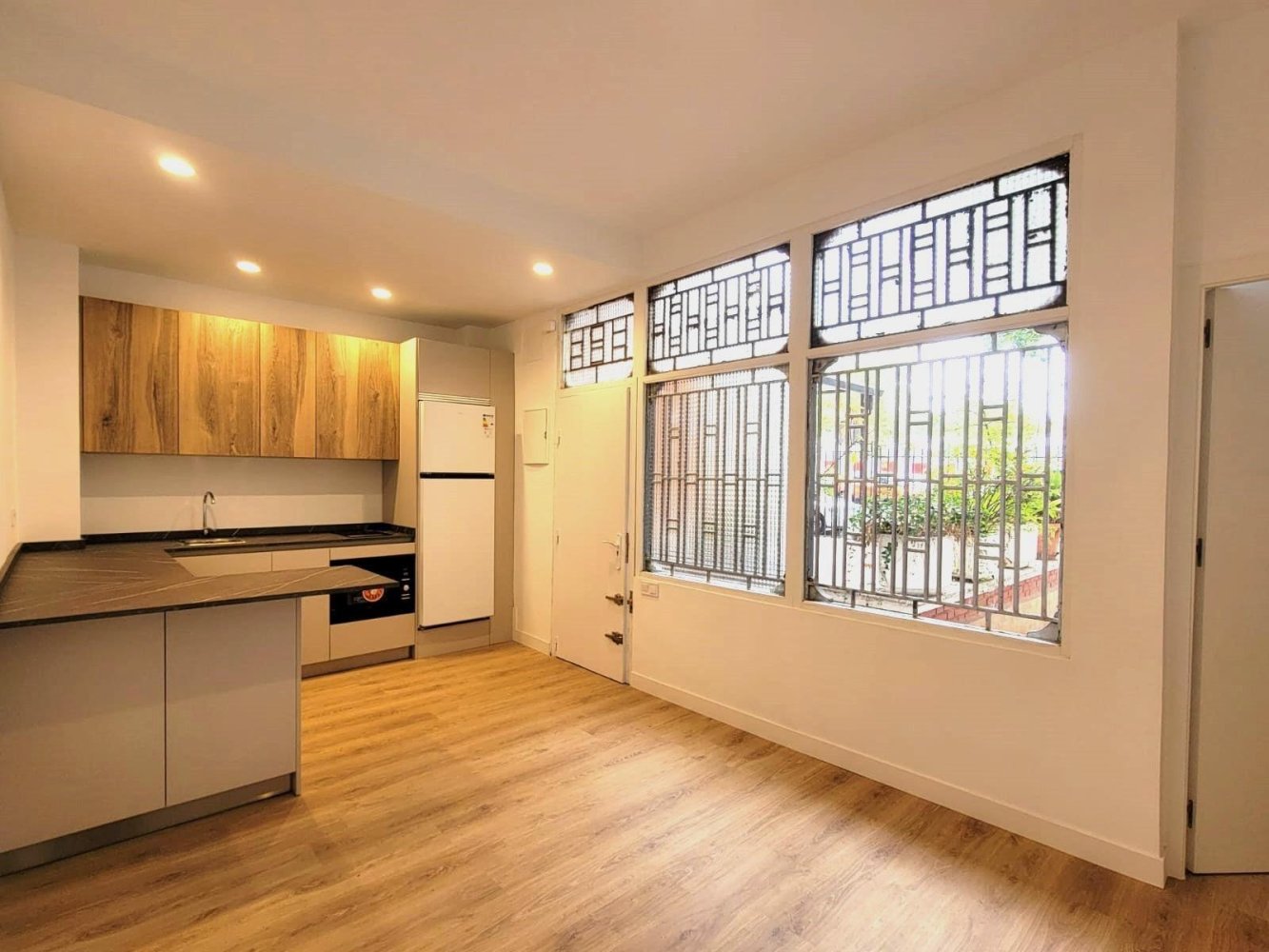 1 Schlafzimmer Wohnung in Madrid, Spain, Nr. 365414