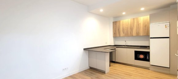 1 Schlafzimmer Wohnung in Madrid, Spain, Nr. 365414 2