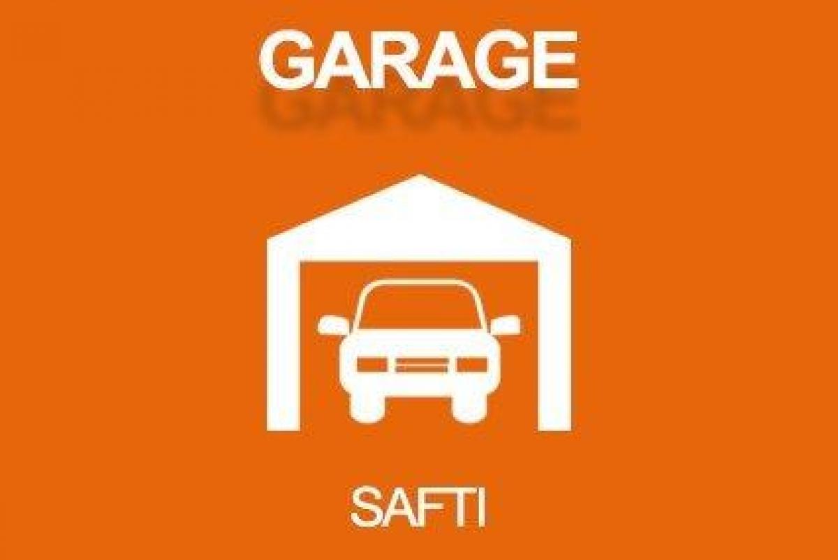 14m² Shop in Toulon, France No. 18390