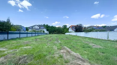 Terreno en Strasshof an der Nordbahn, Austria 999 m² No. 205516