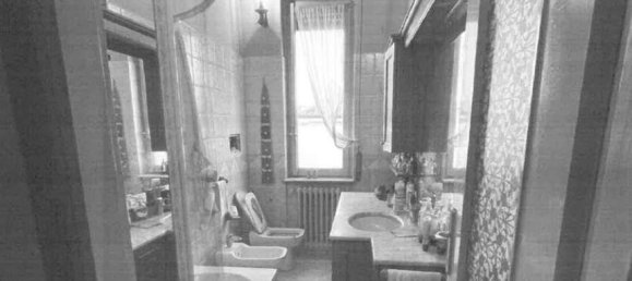 Дом с 3 спальнями в Кардано аль Кампо, Италия № 261941 9