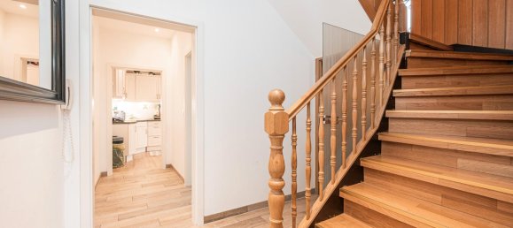 5 rooms House in Kaulsdorf, Germany No. 55139 4