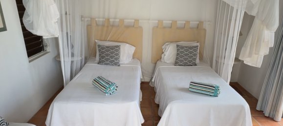 4 bedrooms Villa in English Harbor, Antigua and Barbuda No. 26 28