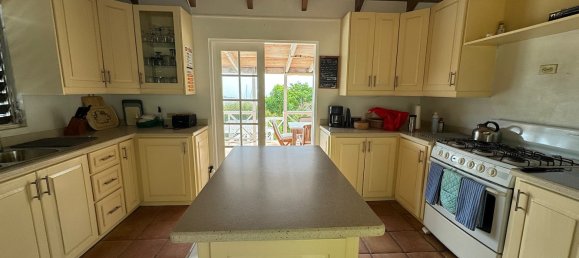 4 bedrooms Villa in English Harbor, Antigua and Barbuda No. 26 16