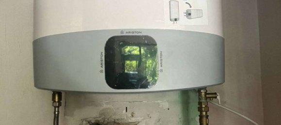 1غرفة عقار تجاري في Reggio Emilia, Italy رقم 71627 6