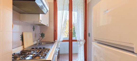 3 rooms Apartment in Arona, Italy No. 139985 13