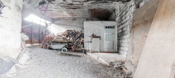 12 bedrooms House in Braga, Portugal No. 37391 14