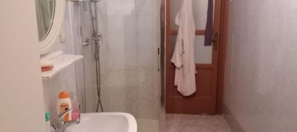 4-salle Appartement à Maddaloni, Italy No. 263671 7