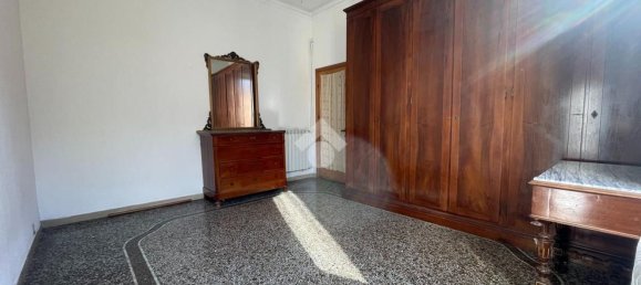 5-Zimmer Wohnung in Genoa, Italy, Nr. 35861 16