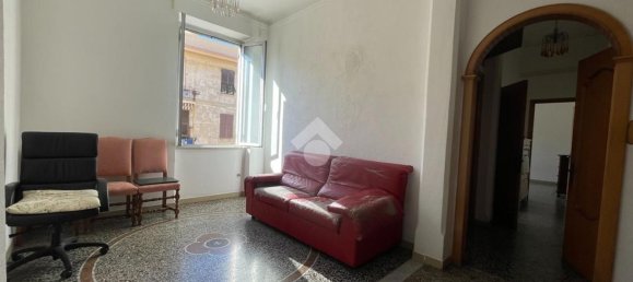 5-Zimmer Wohnung in Genoa, Italy, Nr. 35861 6