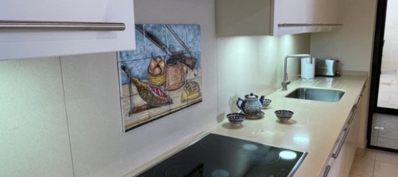 Apartamento de 3 dormitorios en Marbella, Spain No. 189409 8