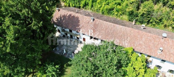 3 Schlafzimmer Haus in Montechiaro d'Asti, Italy, Nr. 266877 35