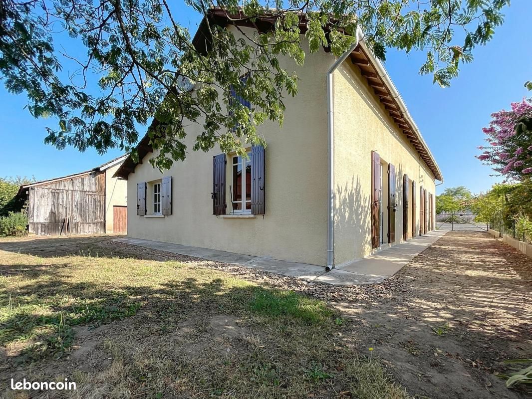 3 bedrooms House in Prigonrieux, France No. 293828