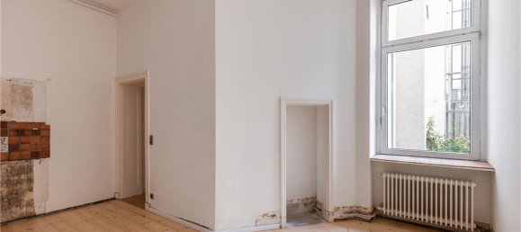 4 rooms Apartment in Wilmersdorf, Germany No. 76379 3