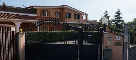 2 rooms Apartment in Rome, Italy No. 198689 7