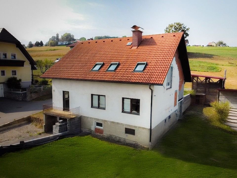 Casa de 8 habitaciónes en Feldbach, Austria No. 100676