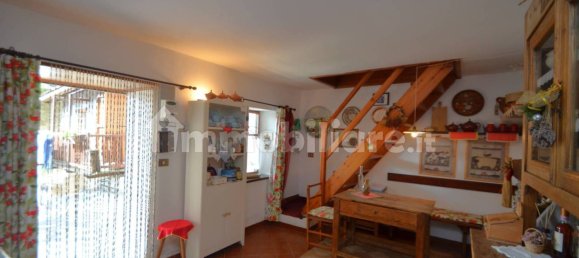 2 bedrooms House in Usseaux, Italy No. 278827 10