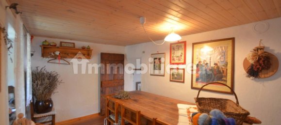 2 bedrooms House in Usseaux, Italy No. 278827 15