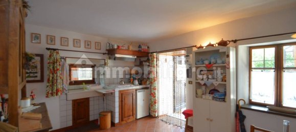 2 bedrooms House in Usseaux, Italy No. 278827 11