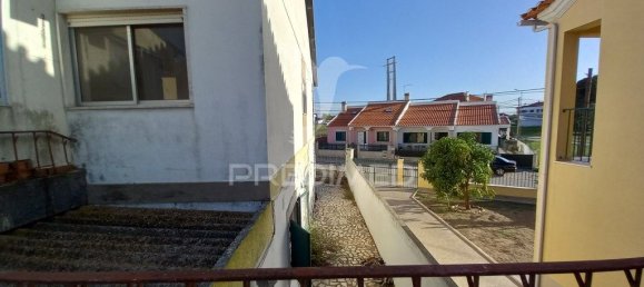 2 bedrooms House in Alcochete, Portugal No. 84003 10