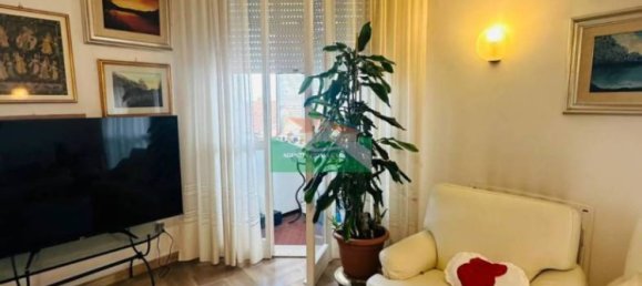 3 bedrooms Apartment in Ravenna, Italy No. 283597 4