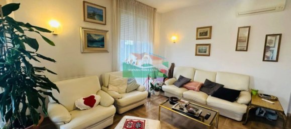 3 bedrooms Apartment in Ravenna, Italy No. 283597 5