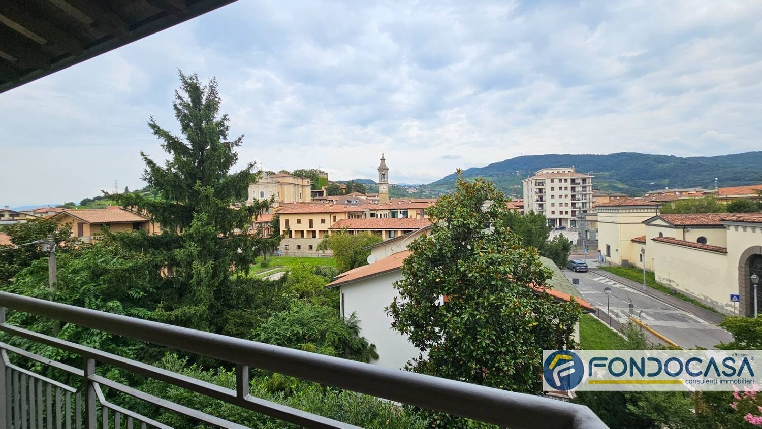 4 غرف نوم شقة في Grumello del Monte, Italy رقم 380869