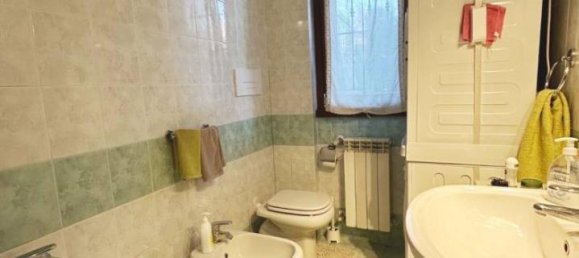 2-salle Appartement à Arcore, Italy No. 35369 17